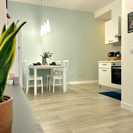 Modern Mm3 Afforifn Only 15 Min From Duomo Apartment